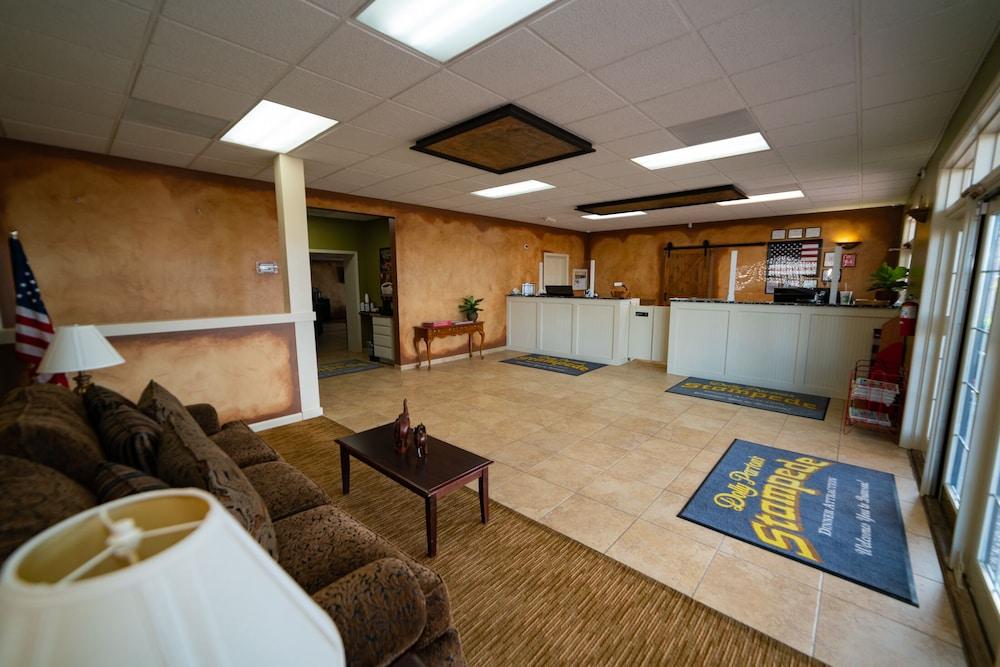 Angel Inn Near Imax, A Travelodge By Wyndham Branson Bagian luar foto