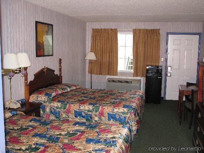 Angel Inn Near Imax, A Travelodge By Wyndham Branson Ruang foto