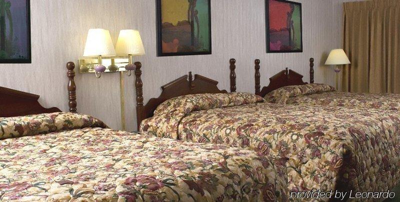 Angel Inn Near Imax, A Travelodge By Wyndham Branson Ruang foto